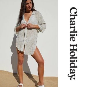 NWT Charlie Holiday Jetset Shirt in Banana Leaf